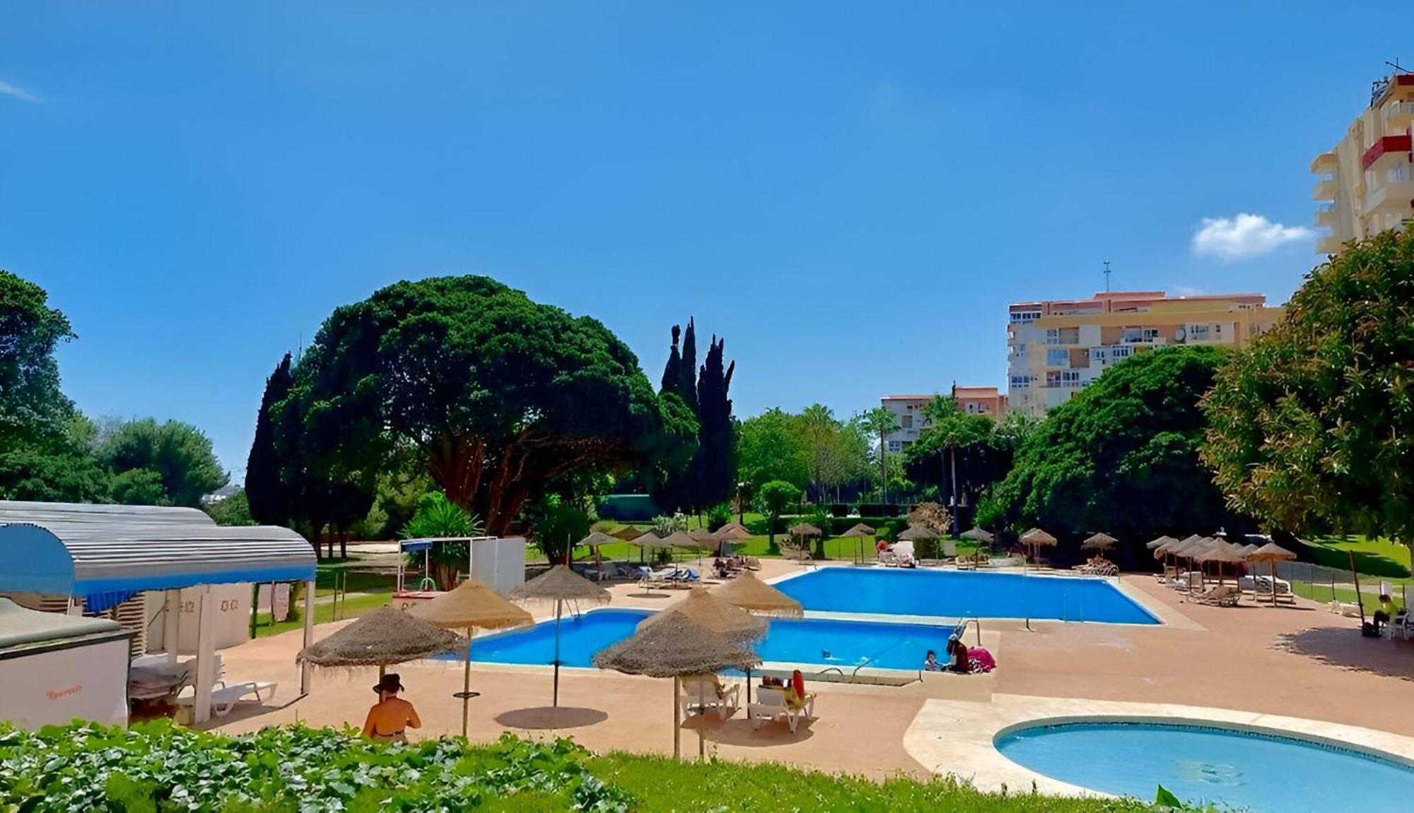 Luxury Suites Sunset Beach Benalmadena Exterior photo